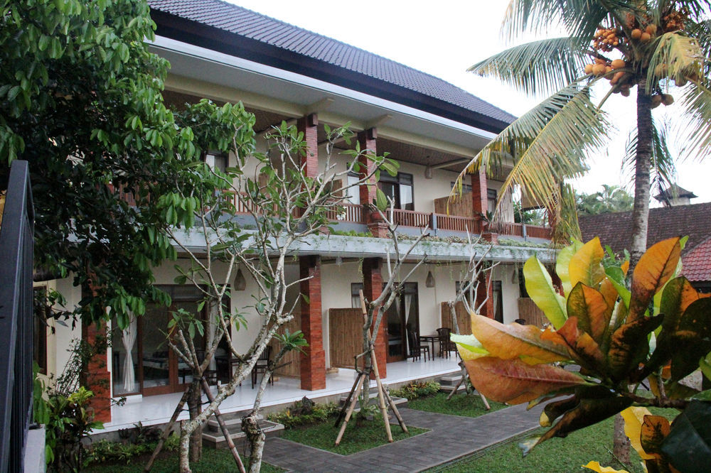 Gasthof Nyoman Sandi 3*